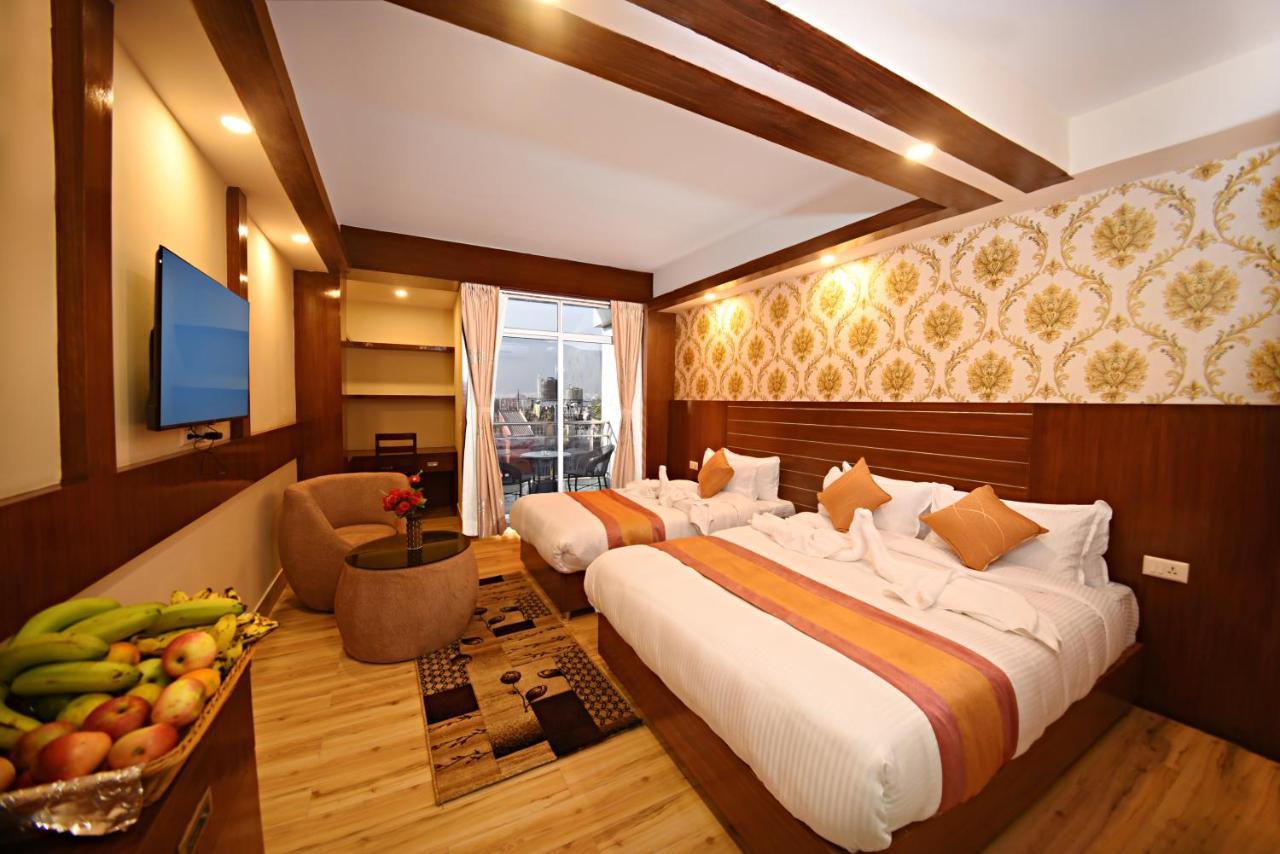 Hotel Simal Катманду Екстер'єр фото