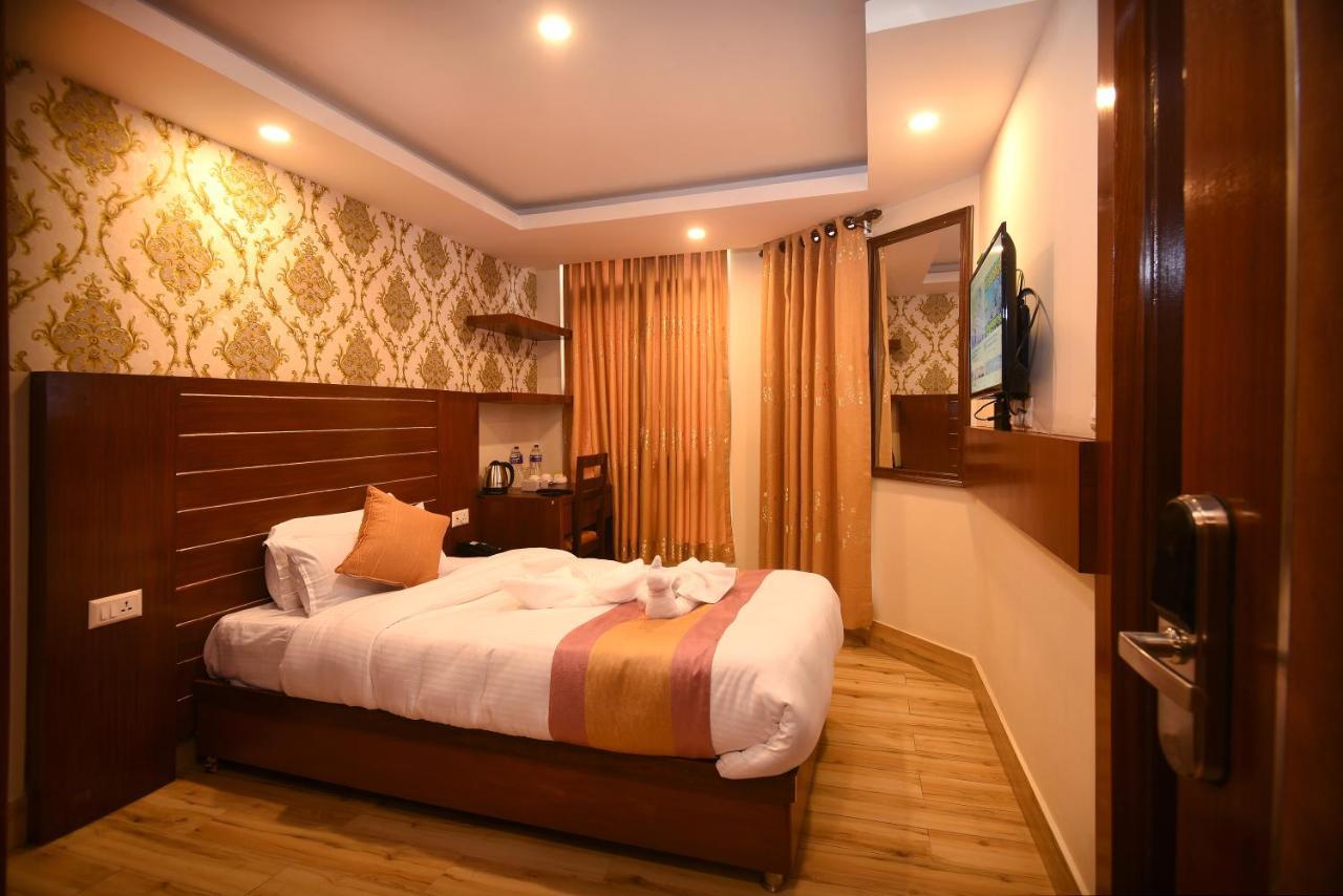 Hotel Simal Катманду Екстер'єр фото