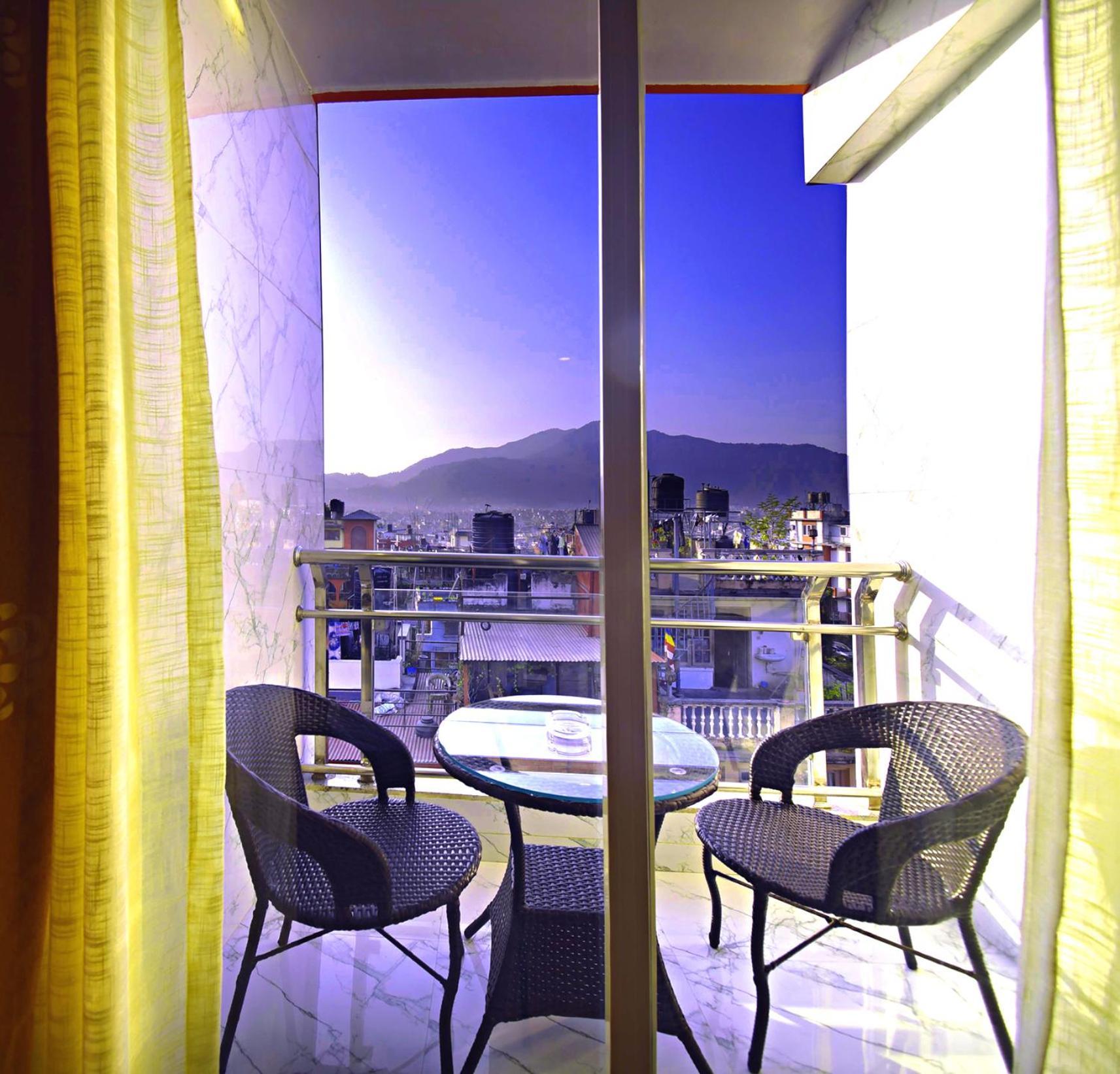 Hotel Simal Катманду Екстер'єр фото