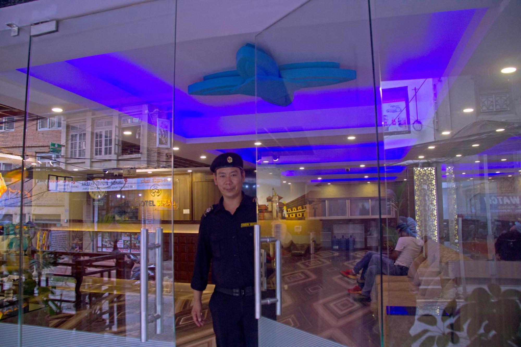 Hotel Simal Катманду Екстер'єр фото